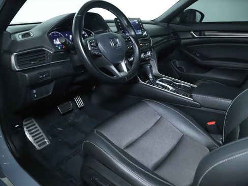 Used 2022 Honda Accord Sport image 17
