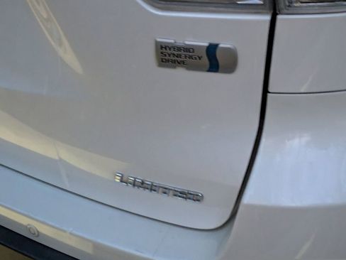 Used 2015 Toyota Highlander Limited w/ Driver Technology Package image 9