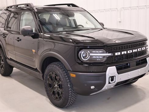 New 2026 Ford Bronco Sport Badlands AWD/4WD image 3