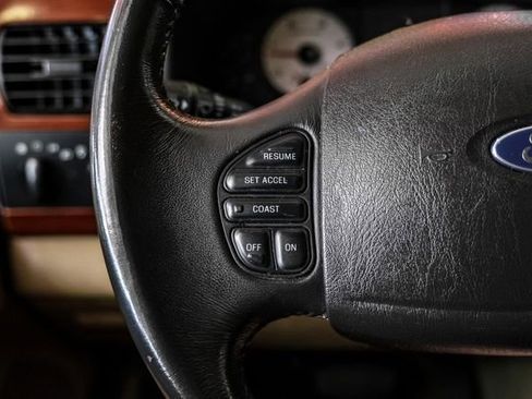 Used 2007 Ford F550 4x4 Crew Cab Super Duty image 15