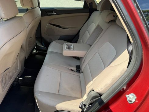 Used 2017 Hyundai Tucson SE FWD image 8