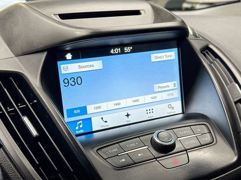 Used 2018 Ford Escape SEL image 17