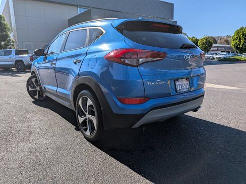 Certified 2023 Hyundai Santa Fe SEL FWD image 6