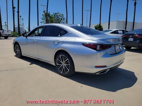 Used 2024 Lexus ES 350 w/ Accessory Package (Z1) FWD image 6