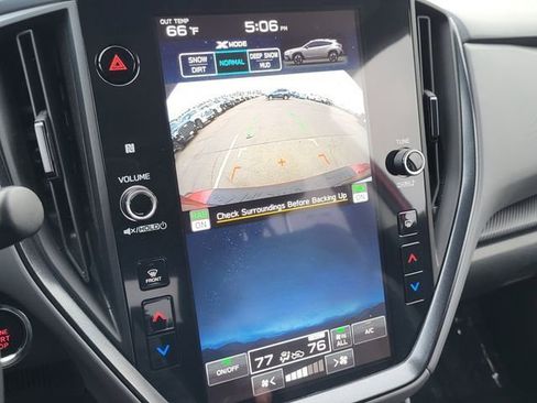 Used 2024 Subaru Crosstrek 2.5i Limited w/ Crosstrek Mirror Package image 17