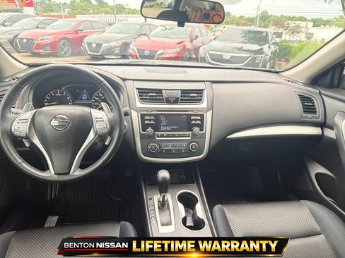 Used 2016 Nissan Altima 3.5 SR FWD image 13