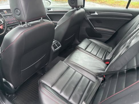 Used 2021 Volkswagen GTI Autobahn image 18