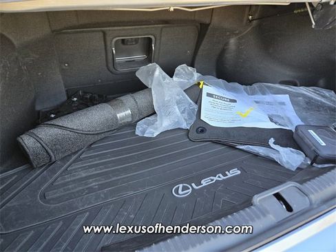 Certified 2023 Lexus ES 300h w/ Premium Package image 16