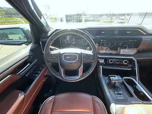 Used 2024 GMC Sierra 1500 Denali Ultimate AWD/4WD image 13