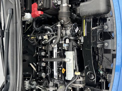 Used 2022 Nissan Versa S image 33