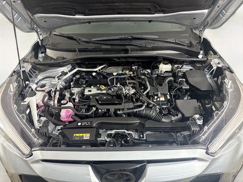 Used 2025 Toyota Corolla Cross AWD Hybrid w/ Convenience Package image 39