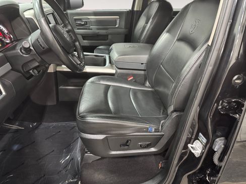 Used 2018 RAM 1500 Outdoorsman AWD/4WD image 9