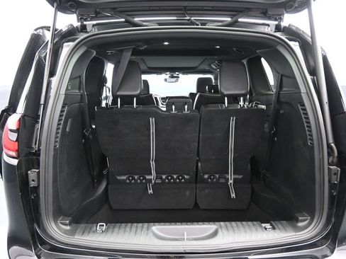 Used 2025 Chrysler Pacifica Limited FWD image 27