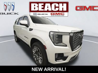 Used 2023 GMC Yukon Denali Ultimate w/ LPO, Floor Liner Package