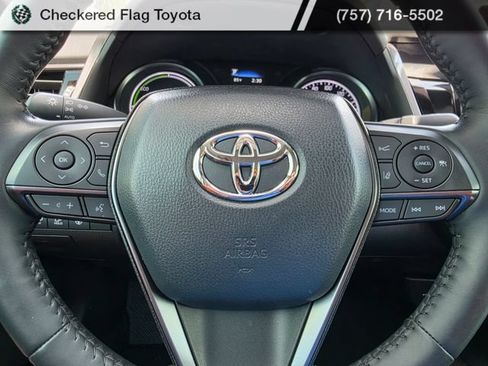 Used 2023 Toyota Camry SE w/ Cold Weather Package FWD image 13
