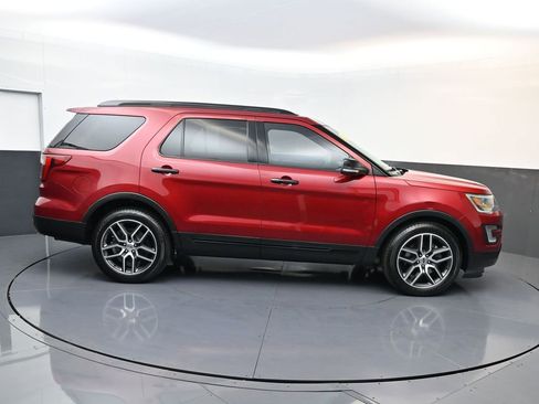 Used 2016 Ford Explorer Sport w/ Equipment Group 401A image 5