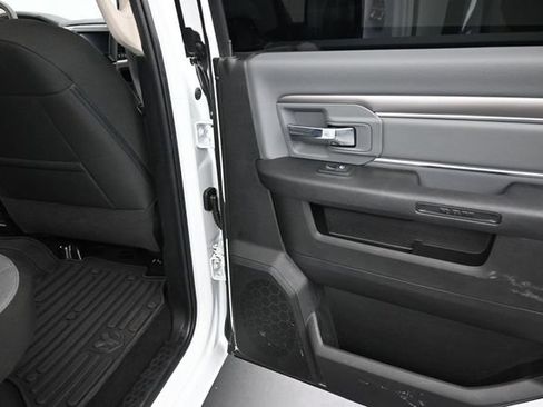 Used 2023 RAM 1500 Classic SLT w/ Electronics Group AWD/4WD image 19