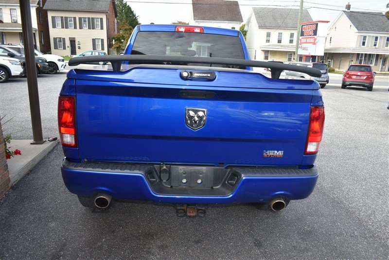 Used 2019 RAM 1500 Express w/ Express Value Package AWD/4WD image 5