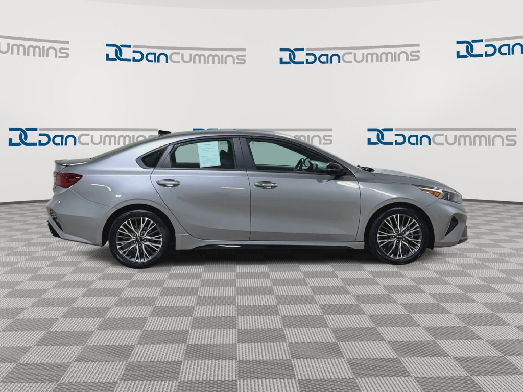 Used 2024 Kia Forte GT-Line w/ GT-Line Premium Package FWD image 9