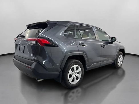 Used 2023 Toyota RAV4 LE AWD/4WD image 10