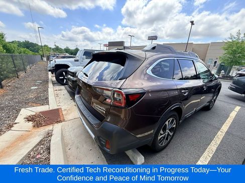 Used 2021 Subaru Outback Touring XT AWD/4WD image 4