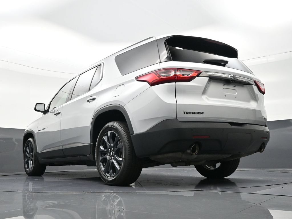 Used 2021 Chevrolet Traverse RS FWD image 26