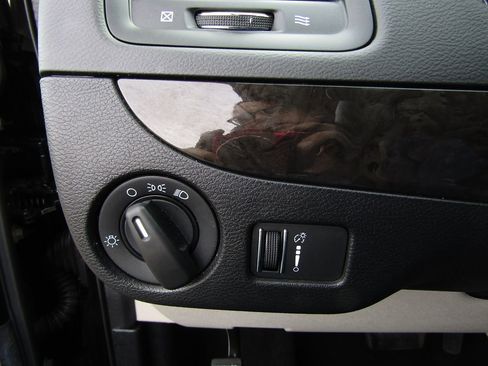 Used 2017 Dodge Grand Caravan SE w/ Power Window Group image 10