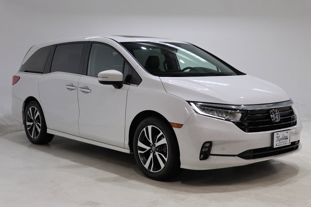 Used 2024 Honda Odyssey Touring image 1