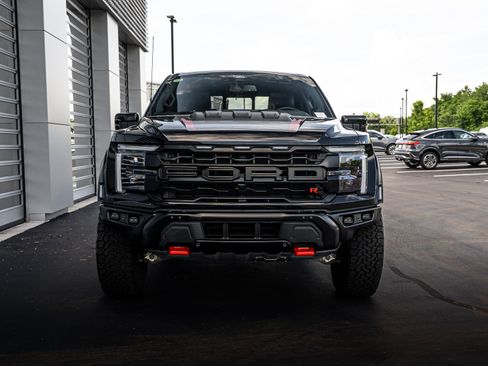Used 2025 Ford F150 Raptor w/ Equipment Group 803A Raptor R AWD/4WD image 10