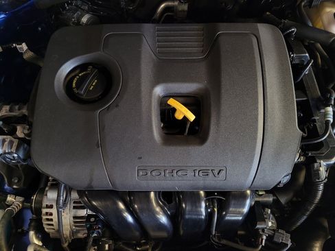 Used 2024 Kia Forte LXS FWD image 30
