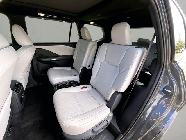 Used 2026 Lexus TX 350 AWD w/ Technology Package image 25