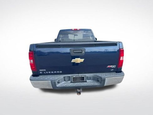 Used 2011 Chevrolet Silverado 1500 LT w/ Interior Plus Package AWD/4WD image 6