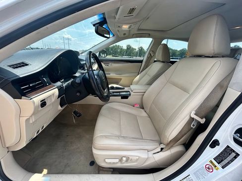 Used 2013 Lexus ES 350 w/ Premium Pkg FWD image 12