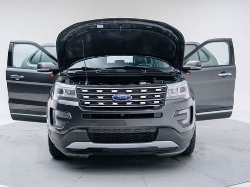 Used 2017 Ford Explorer Limited w/ Equipment Group 301A image 16