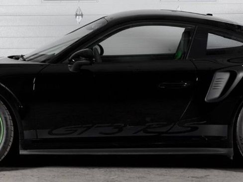 Used 2019 Porsche 911 GT3 RS RWD image 2