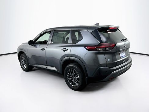 Used 2022 Nissan Rogue S AWD/4WD image 7