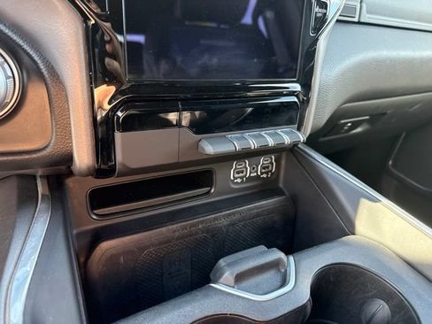 Used 2022 RAM 1500 Laramie AWD/4WD image 20