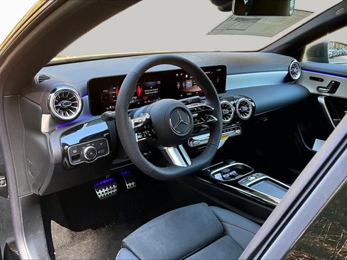 New 2026 Mercedes-Benz CLA 250 4MATIC image 10