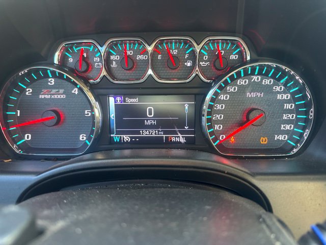 Used 2017 Chevrolet Silverado 1500 LT w/ All Star Edition AWD/4WD image 8