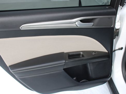 Used 2020 Ford Fusion S image 12