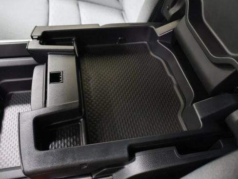 New 2026 RAM 1500 4x4 Crew Cab image 24