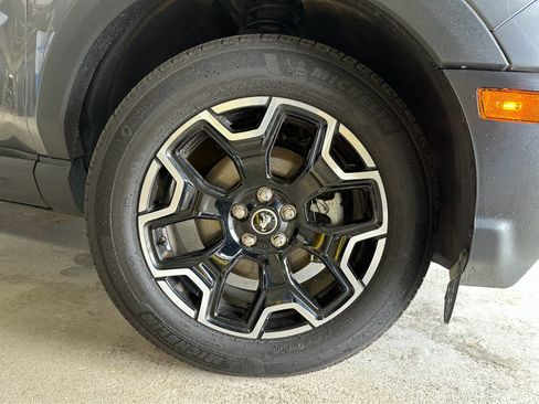 Used 2025 Ford Bronco Sport Outer Banks w/ Outer Banks Tech Package+ AWD/4WD image 40