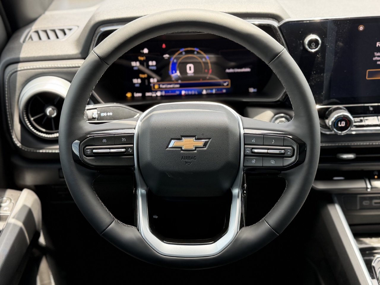New 2026 Chevrolet Colorado LT w/ LT Convenience Package AWD/4WD image 12