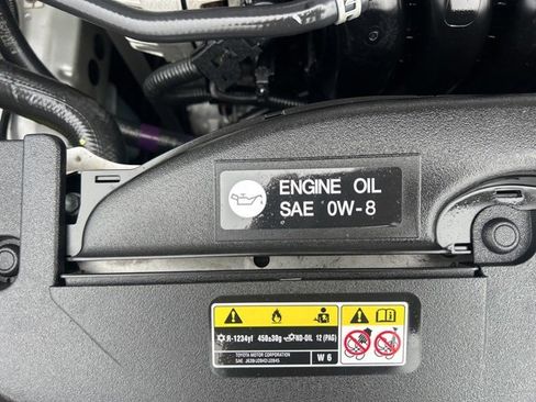 Used 2024 Toyota Corolla SE image 13