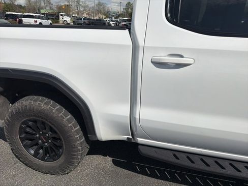 Used 2023 GMC Sierra 1500 AT4X image 17