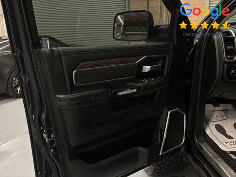 Used 2019 RAM 2500 Laramie AWD/4WD image 13