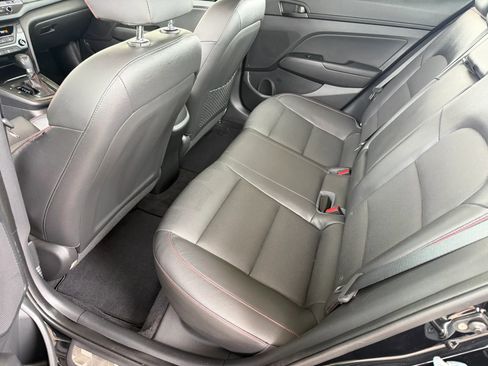 Used 2018 Hyundai Elantra Sport image 19