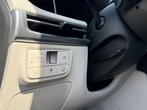 Used 2025 Hyundai Tucson Limited AWD/4WD image 19