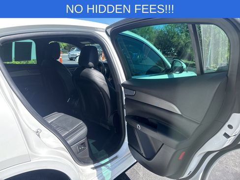 Used 2024 Maserati Grecale GT image 34