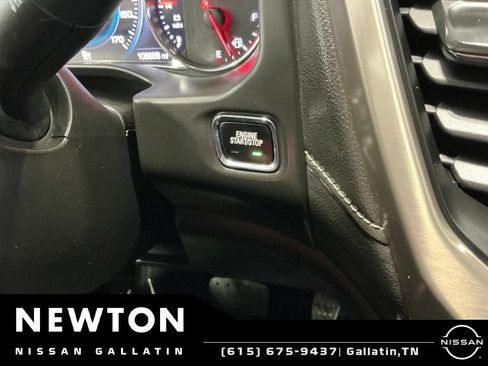 Used 2019 GMC Acadia Denali w/ Technology Package FWD image 41